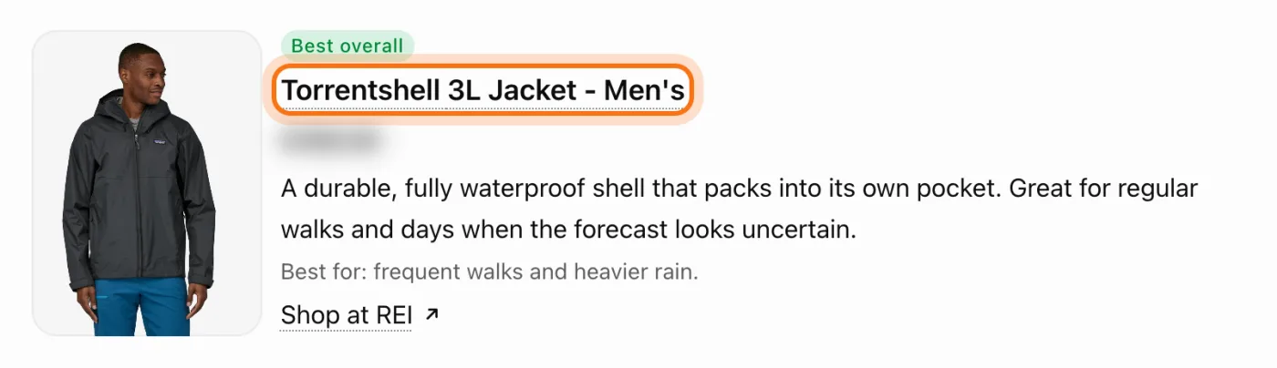 La respuesta de ChatGPT con la primera tarjeta de producto, marcada Best overall: la foto de un hombre con una chaqueta de lluvia oscura, el nombre Torrentshell 3L Jacket - Men's, marcado, un precio difuminado, la tienda REI Co-op, una descripción corta y Shop at REI.
