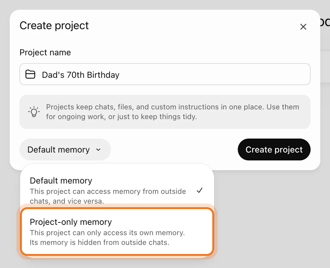 El menú de memoria abierto debajo de la ventana Create project: Default memory, This project can access memory from outside chats, and vice versa, y Project-only memory, This project can only access its own memory, marcado.